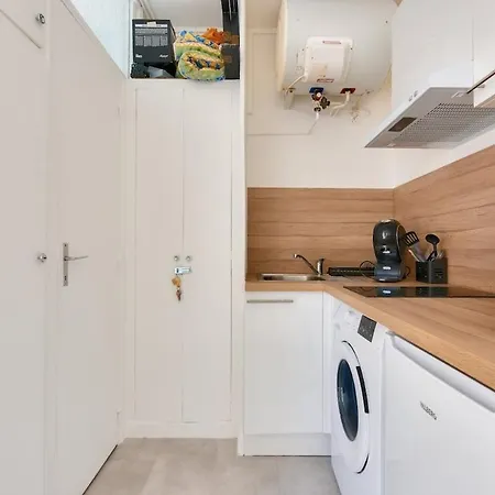 Apartment Charming Paris Perret