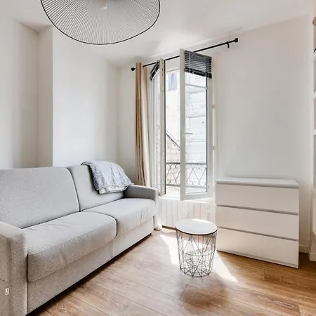 Apartment Charming Paris Perret Levallois-Perret
